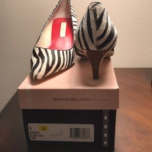 Bandolino Zebra Stripe pumps size 8M part leather